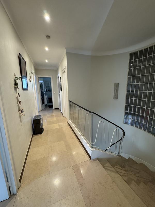 Maison - 176 m² - 7 pièces