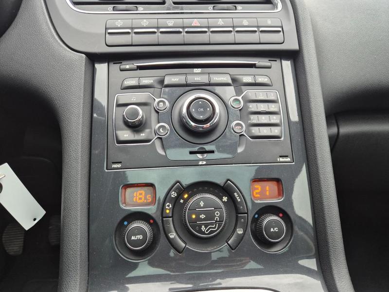 Peugeot 5008 1.6 156ch Premium Pack