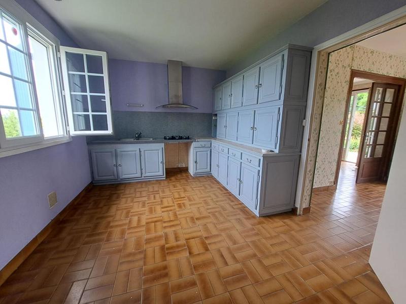 Maison - 93 m² - 4 pièces