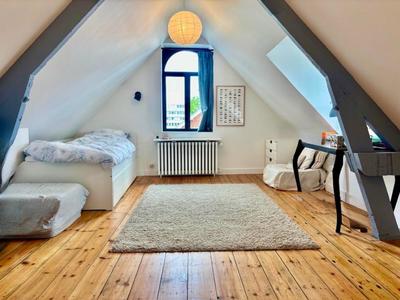 Maison - 292 m² - 8 pièces