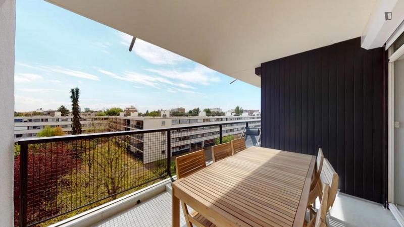 Chambre - 22 m² - 6 pièces