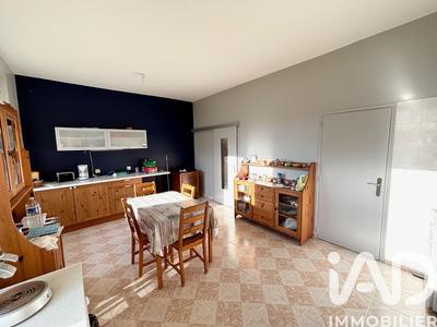 Maison - 162 m² - 8 pièces