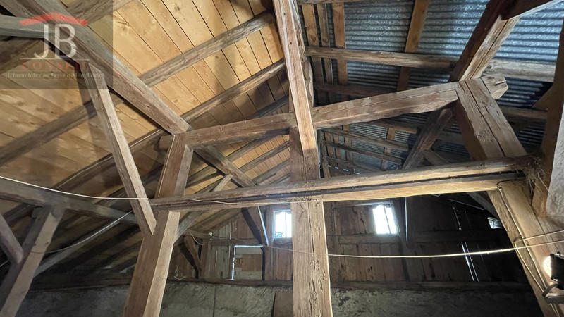 Maison - 319 m² - 5 pièces