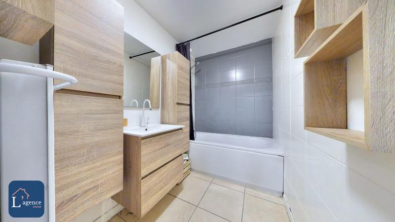 Maison - 143 m² - 5 pièces