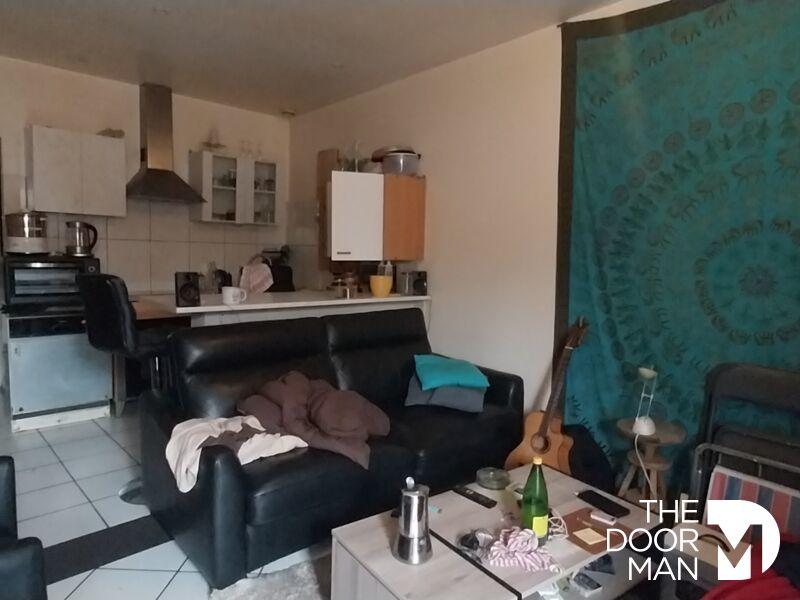 Maison - 200 m² - 5 pièces