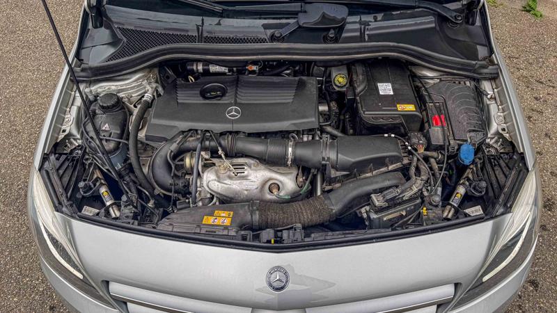 Mercedes Classe B Sports Tourer II 1.6 180 Avangarde BlueEFFICIENCY