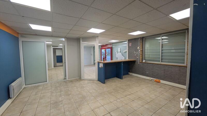 Local commercial - 307 m²