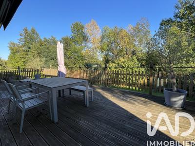 Maison - 200 m² - 7 pièces