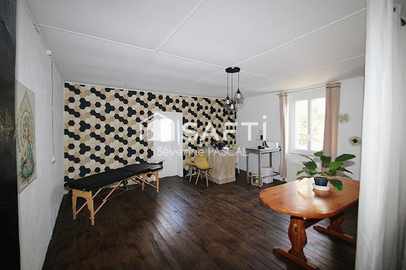 Maison - 260 m² - 8 pièces