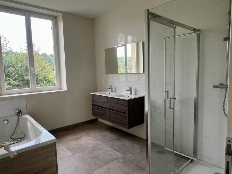 Appartement - 114 m² - 5 pièces