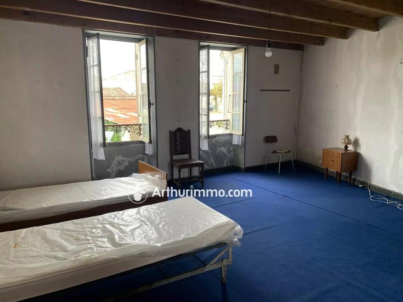 Maison - 166 m² - 6 pièces