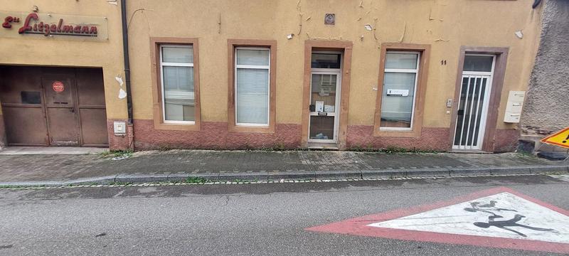 Local commercial - 99 m² - 2 pièces