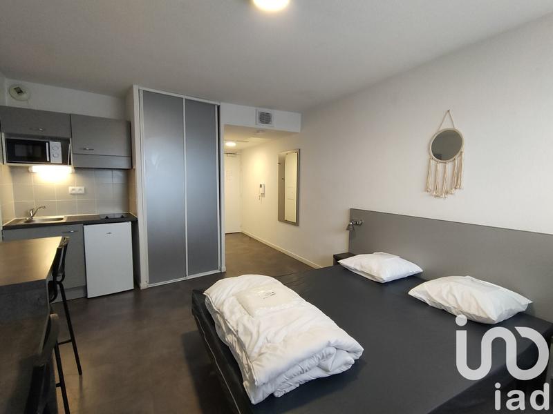 Studio - 24 m² - 1 pièce