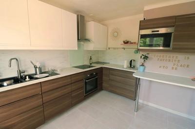 Maison - 94 m² - 4 pièces