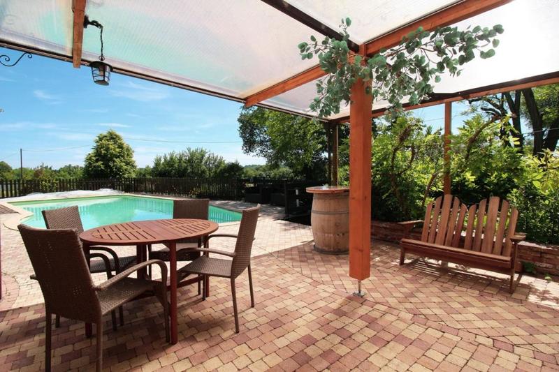 Demeure - 340 m² - 12 pièces