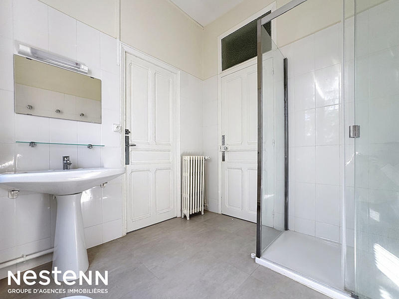 Maison - 184 m² - 7 pièces