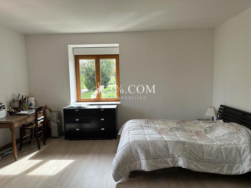 Maison - 211 m² - 6 pièces