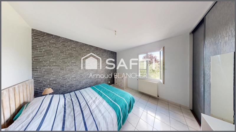 Maison - 141 m² - 8 pièces