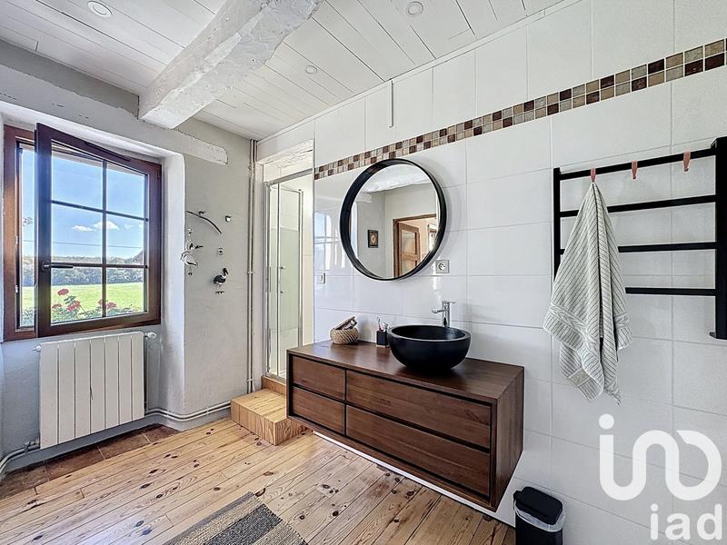 Maison - 350 m² - 7 pièces