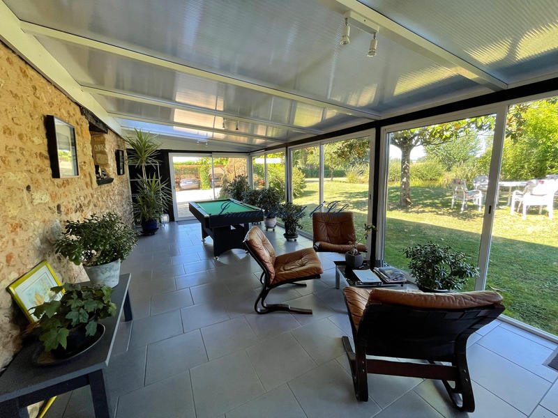 Maison - 400 m² - 10 pièces