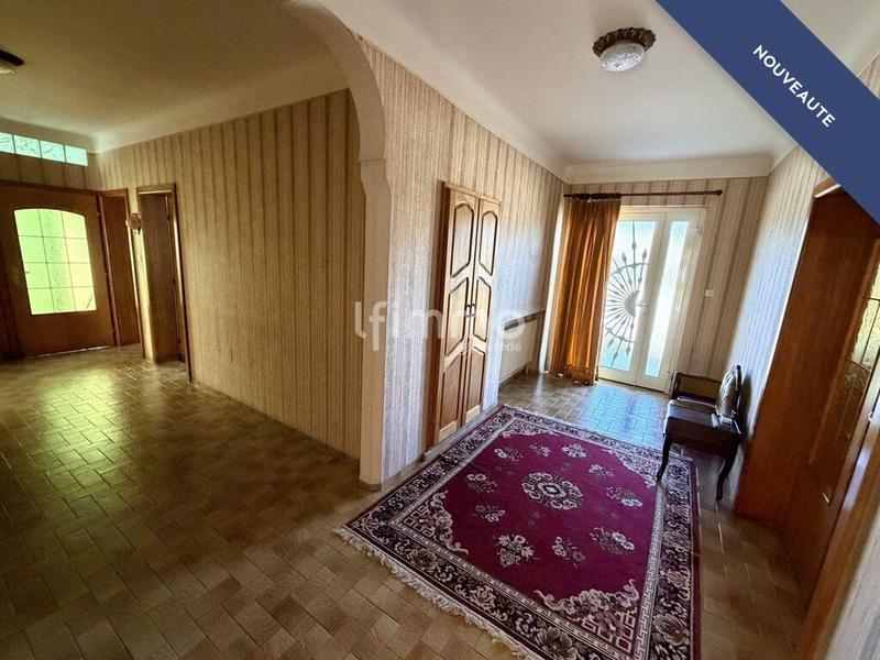 Maison - 140 m² - 5 pièces