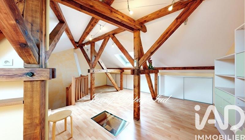 Appartement - 160 m² - 8 pièces