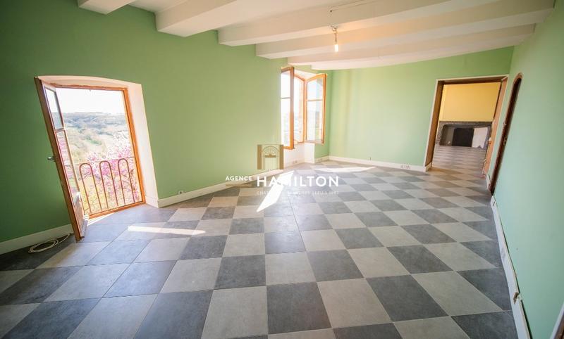 Propriété - 325 m² - 8 pièces