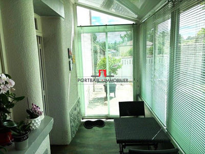 Maison - 159 m² - 6 pièces