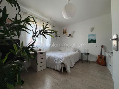 Maison - 172 m² - 7 pièces