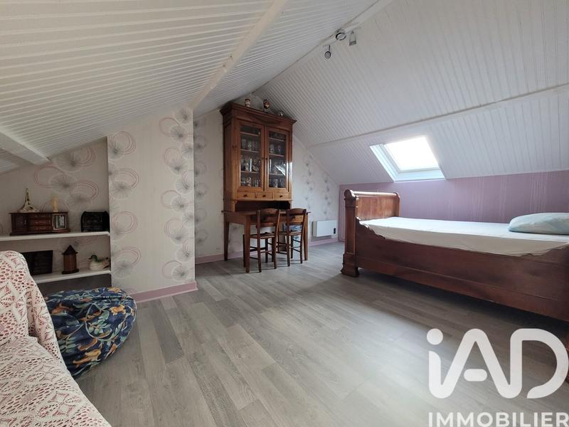Maison - 104 m² - 7 pièces