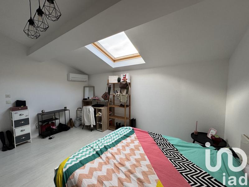 Maison - 200 m² - 8 pièces