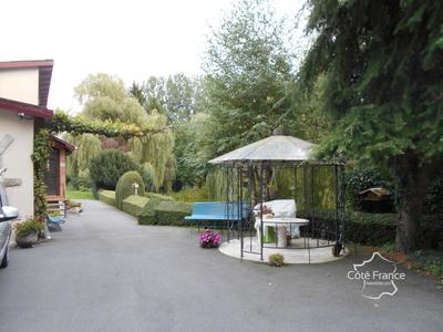 Propriété - 101 m² - 4 pièces