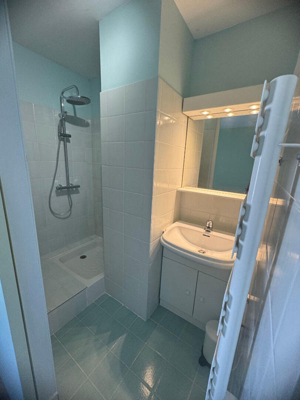 Appartement - 100 m² - 4 pièces