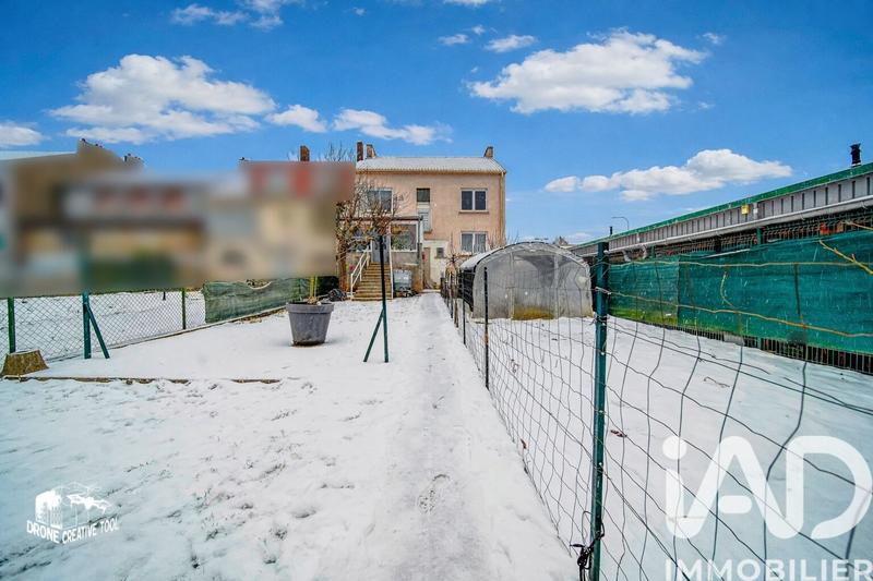 Maison - 146 m² - 8 pièces