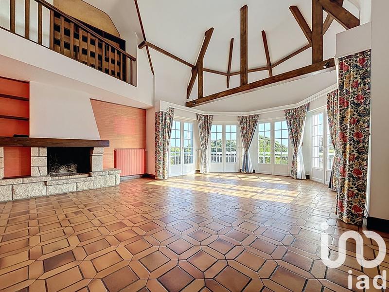 Maison - 186 m² - 5 pièces