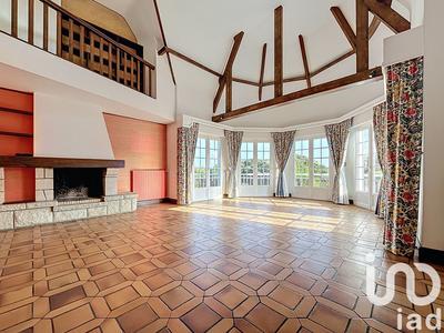 Maison - 186 m² - 5 pièces