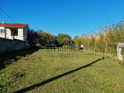 Terrain - 1 000 m²