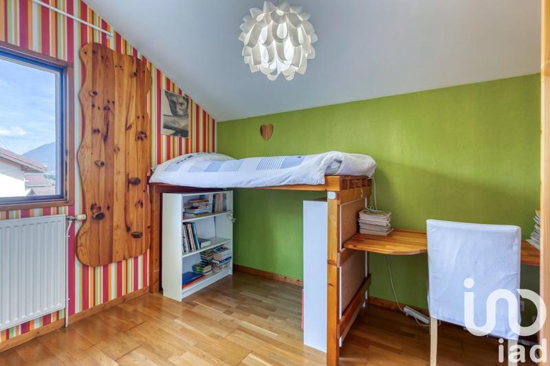 Maison - 99 m² - 5 pièces