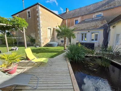 Maison de village - 220 m² - 5 pièces