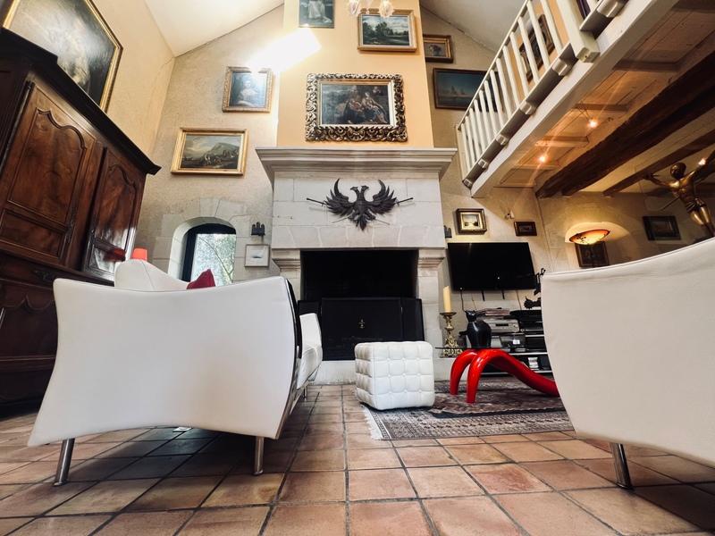 Maison bourgeoise - 212 m² - 6 pièces