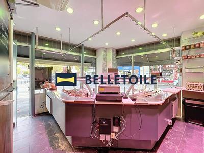 Local commercial - 84 m²