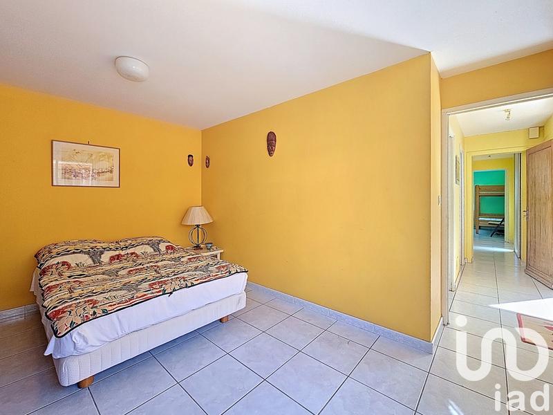 Maison - 210 m² - 10 pièces