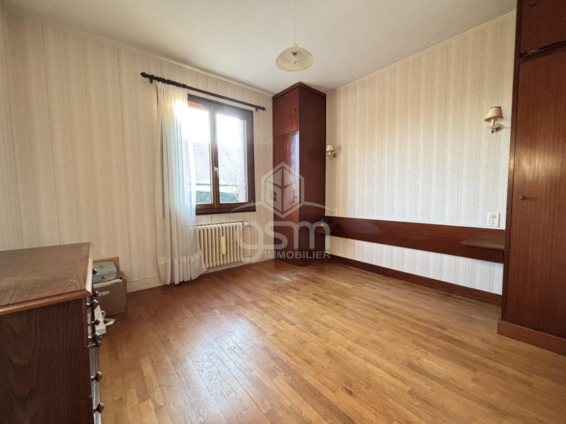 Maison traditionnelle - 131 m² - 5 pièces