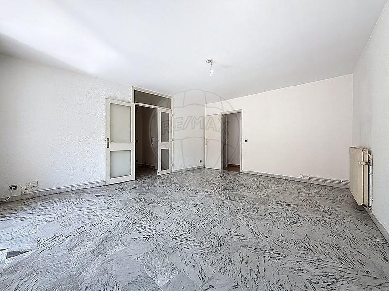 Appartement - 80 m² - 3 pièces