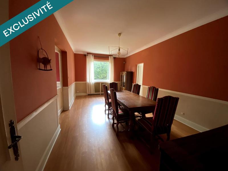 Maison - 300 m² - 10 pièces