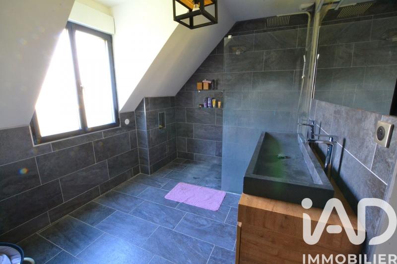 Maison - 167 m² - 5 pièces