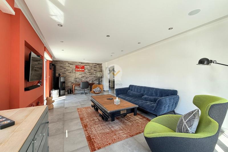 Maison contemporaine - 196 m² - 7 pièces