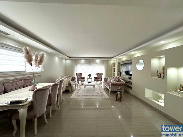 Maison - 163 m² - 6 pièces