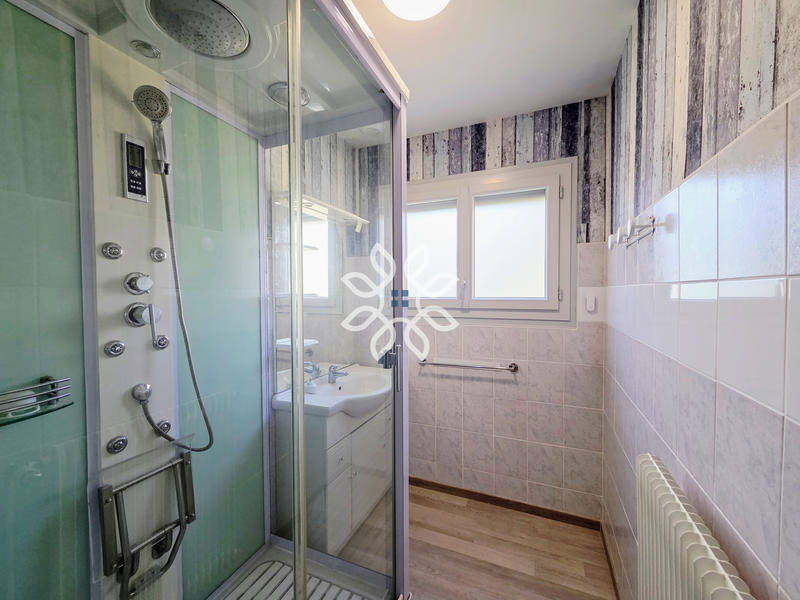 Maison - 84 m² - 4 pièces