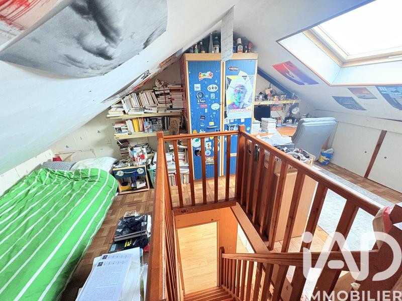 Maison - 99 m² - 4 pièces